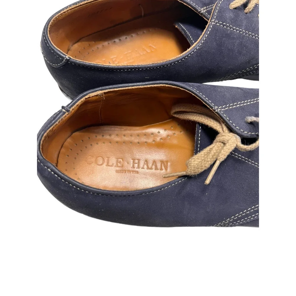 COLE HAAN - Suede lace up - Size 8 D